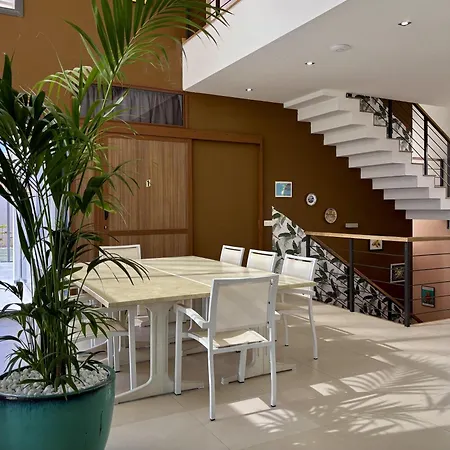 Casa Flamboyant * Адехе